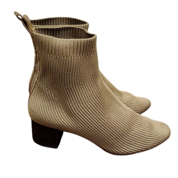 Everlane Khaki Day Glove Ribbed Knit Pull On Ankle Booties Women’s Size 8 - Picture 3 of 10